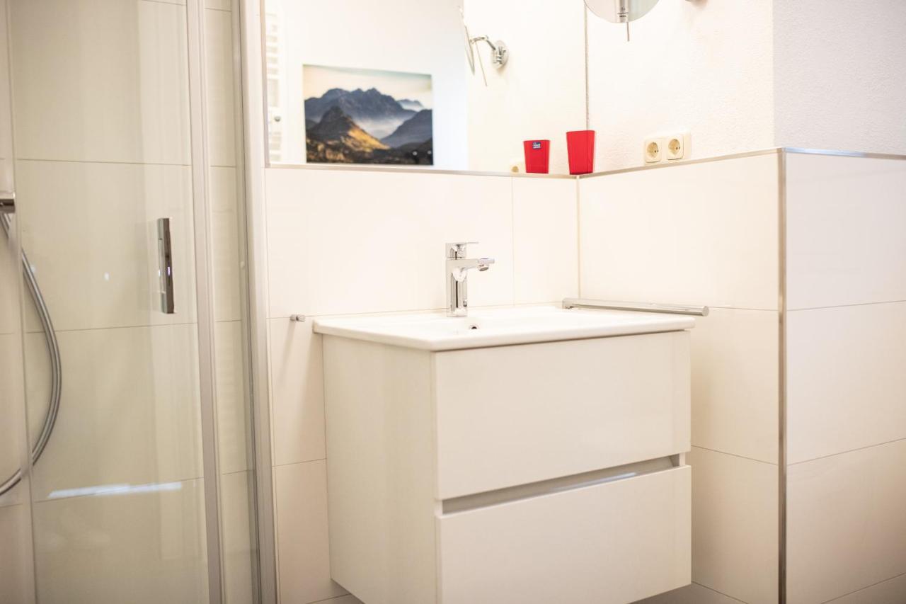 Gluecksgriff Apartment Garmisch-Partenkirchen Bagian luar foto